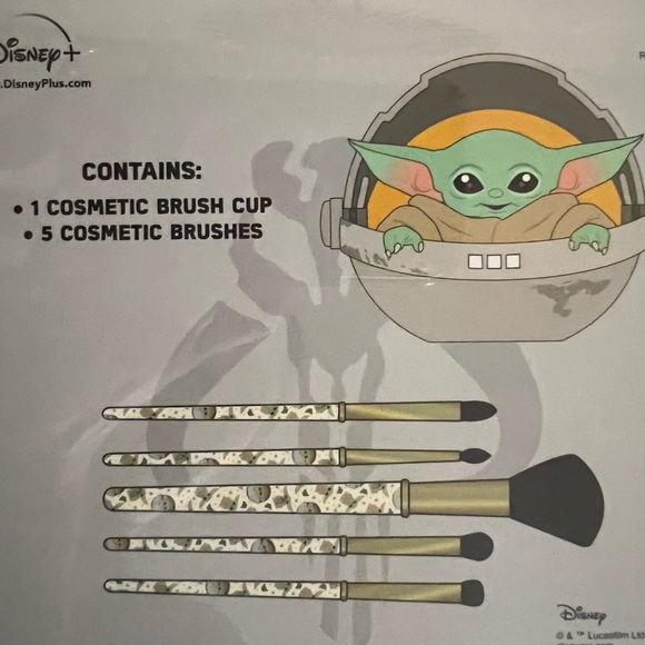 Loungefly Makeup Loungefly The Mandalorian The Child Grogu Baby Yoda Makeup Brush Set Poshmark